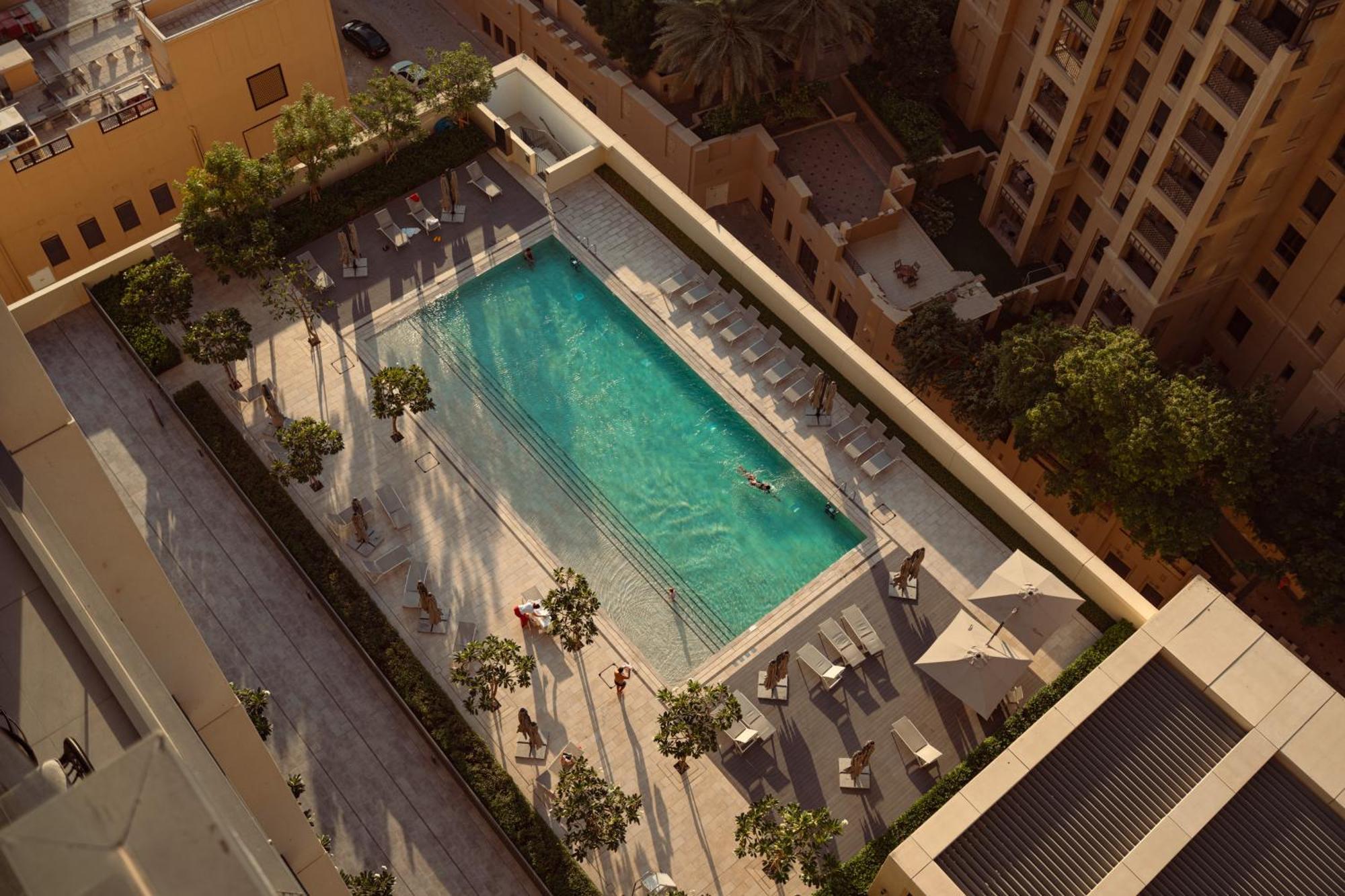 Prime Retreats @ Burj Royale By Emaar Apartment Dubai Ngoại thất bức ảnh