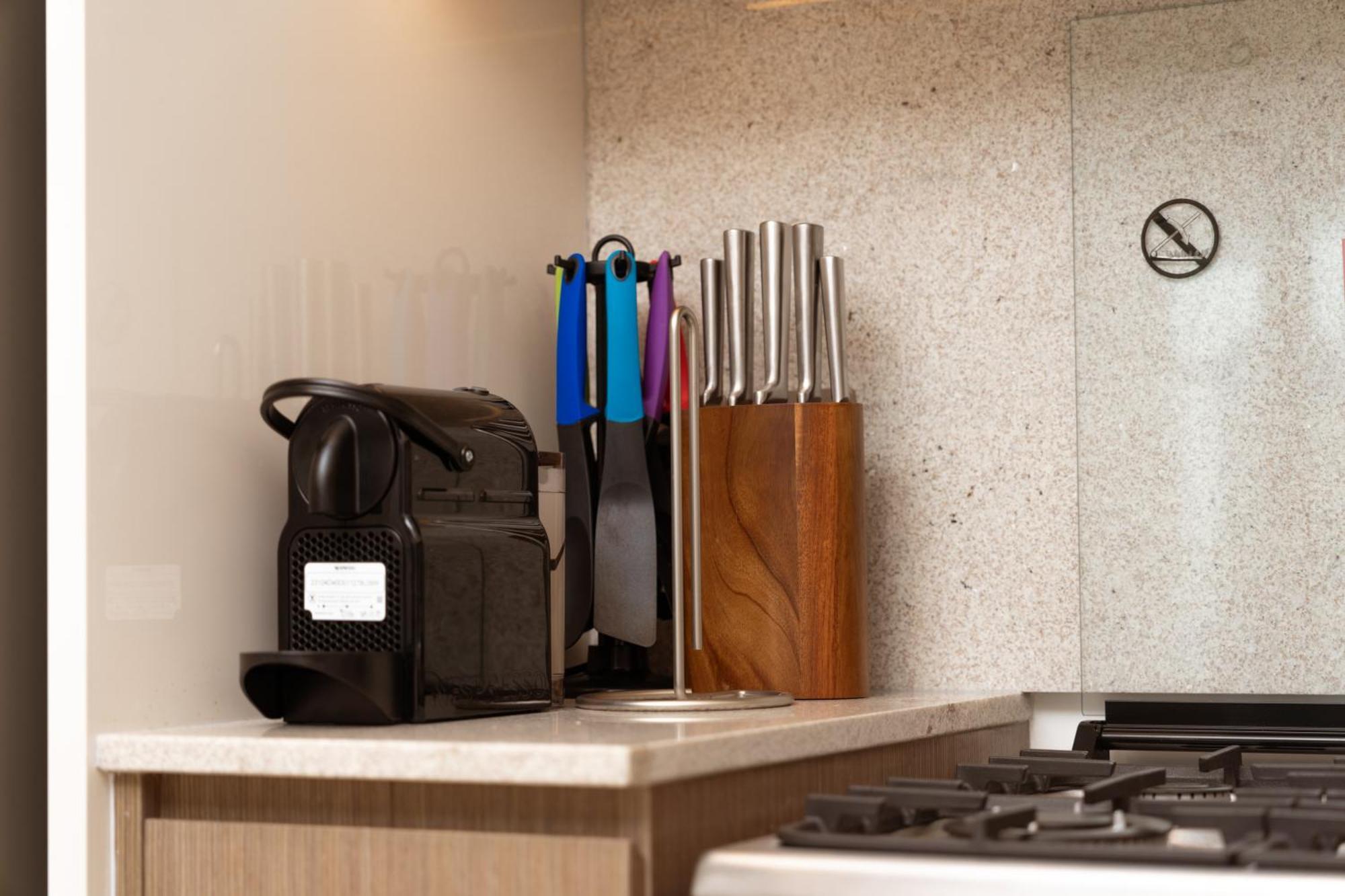 Prime Retreats @ Burj Royale By Emaar Apartment Dubai Ngoại thất bức ảnh