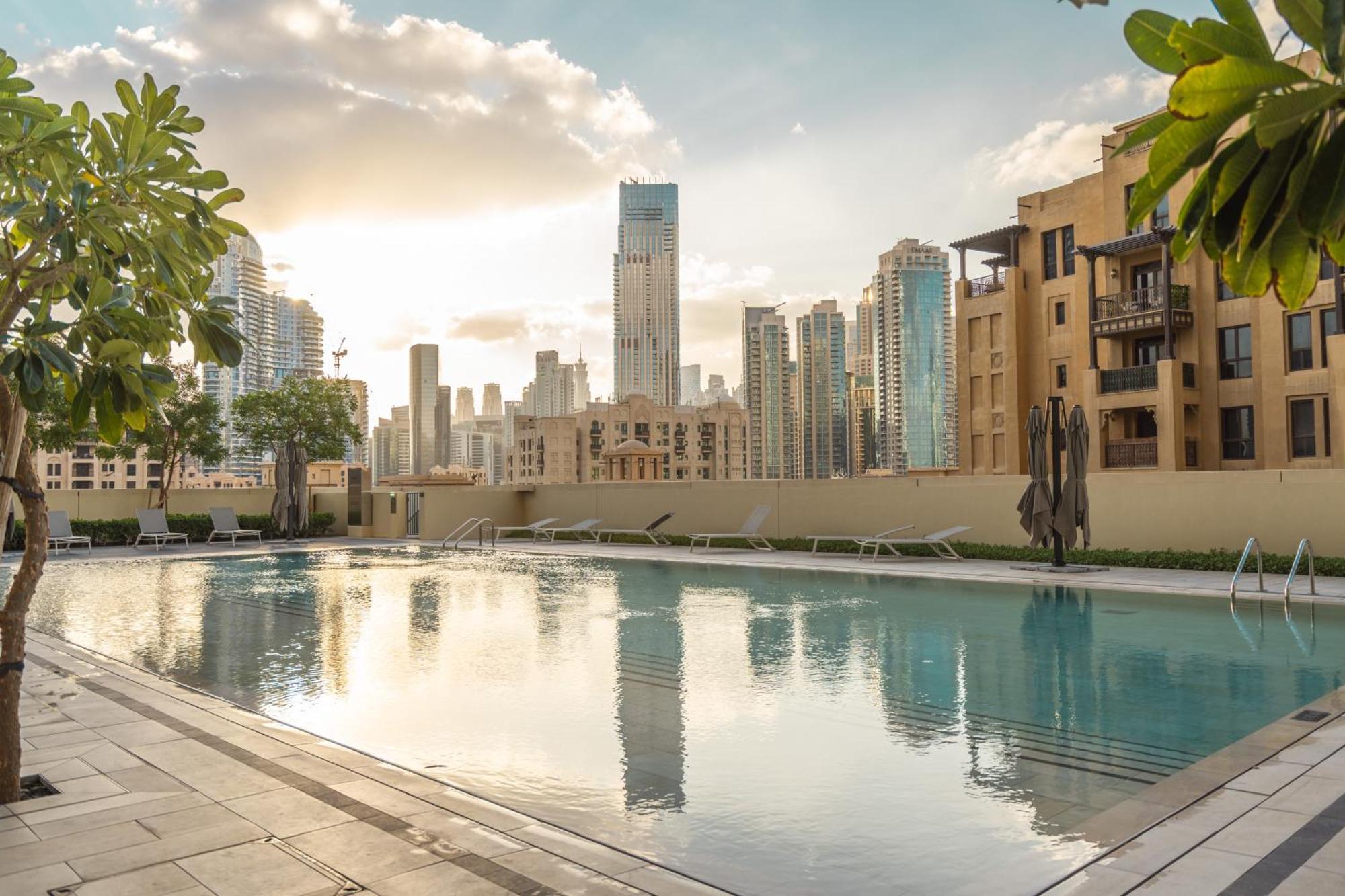 Prime Retreats @ Burj Royale By Emaar Apartment Dubai Ngoại thất bức ảnh